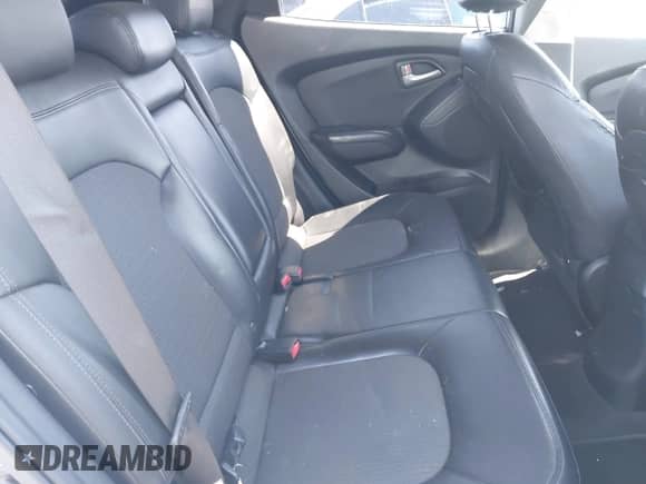 2010 Hyundai Tucson GLS с VIN KM8JU3AC3AU087692, выставлен на аукционе IAAI как лот 42850140 с пробегом 43 183 миль миль и . История ставок и продаж доступна на DreamBid. Изображение 8.