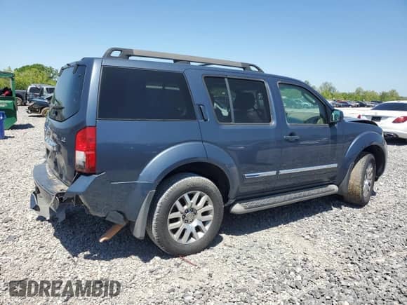 2008 Nissan Pathfinder LE z VIN 5N1BR18A58C629812, wystawiony jako Copart lot #53339955 z przebiegiem 510 542 mil mil oraz Szkoda całkowita • Salvage title. Historia ofert i sprzedaży dostępna na DreamBid. Obrazek 3.