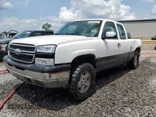 2006 Chevrolet Silverado 1500 LT1 с VIN 1GCEC19V06Z175967, выставлен на аукционе Copart как лот 60345035 с пробегом 249 263 миль миль и Списание • Salvage title. История ставок и продаж доступна на DreamBid. Изображение 1.