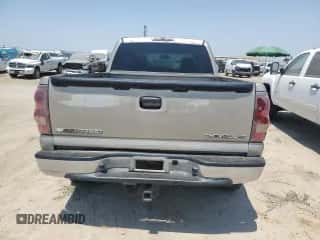 2003 Chevrolet Silverado 1500HD LS с VIN 1GCGC13U43F199503, выставлен на аукционе Copart как лот 64883675 с пробегом 124 730 миль миль и Чистый • Clean title. История ставок и продаж доступна на DreamBid. Изображение 6.