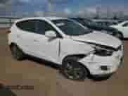 2015 Hyundai Tucson GLS z VIN KM8JTCAF9FU982060, wystawiony jako Copart lot #81547695 z przebiegiem 125 880 mil mil oraz Szkoda całkowita • Salvage title. Historia ofert i sprzedaży dostępna na DreamBid. Obrazek 4.
