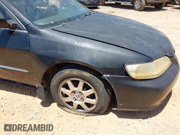 2002 Honda Accord SE with VIN 1HGCG56792A060738, listed as a IAAI auction lot 42810706 with 327,442 mi miles and . Bid and sale history available at DreamBid. Image 6.