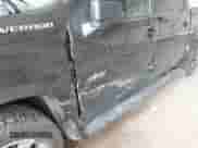 2022 Chevrolet Silverado 1500 RST z VIN 1GCUDEET0NZ644607, wystawiony jako IAAI lot #41614044 z przebiegiem 56 524 mil mil oraz . Historia ofert i sprzedaży dostępna na DreamBid. Obrazek 6.