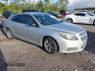 2013 Chevrolet Malibu LS z VIN 1G11B5SA8DF164528, wystawiony jako IAAI lot #43399628 z przebiegiem 193 318 mil mil oraz . Historia ofert i sprzedaży dostępna na DreamBid. Obrazek 1.