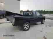 1994 Nissan Frontier XE z VIN 1N6SD16S3RC305688, wystawiony jako Copart lot #54371715 z przebiegiem 207 543 mil mil oraz Szkoda całkowita • Salvage title. Historia ofert i sprzedaży dostępna na DreamBid. Obrazek 3.