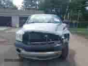 2007 Dodge 2500 SLT z VIN 1D7KS28D97J506507, wystawiony jako IAAI lot #42668019 z przebiegiem 190 604 mil mil oraz . Historia ofert i sprzedaży dostępna na DreamBid. Obrazek 13.