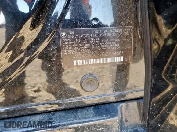 2011 BMW 7 Series 750Li with VIN WBAKB8C57BCY64681, listed as a Copart auction lot 70883095 with 145,145 mi miles and Clean title. Bid and sale history available at DreamBid. Image 12.