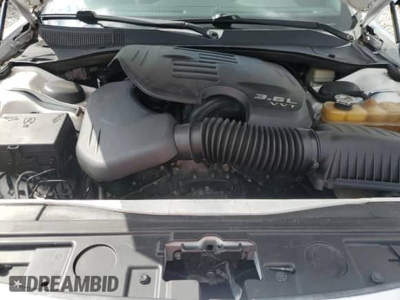 2013 Chrysler 300 with VIN 2C3CCAAG8DH606903, listed as a Copart auction lot 86831465 with 109,944 mi miles and Salvage title. Bid and sale history available at DreamBid. Image 11.