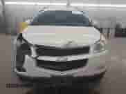 2011 Chevrolet Traverse 1LT z VIN 1GNKRGED8BJ146573, wystawiony jako IAAI lot #43398380 z przebiegiem 149 181 mil mil oraz . Historia ofert i sprzedaży dostępna na DreamBid. Obrazek 13.