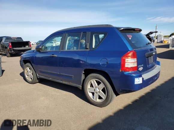 2009 Jeep Compass Sport с VIN 1J4FF47B19D200747, выставлен на аукционе Copart как лот 85378575 с пробегом 131 814 миль миль и На запчасти • Non repairable. История ставок и продаж доступна на DreamBid. Изображение 2.