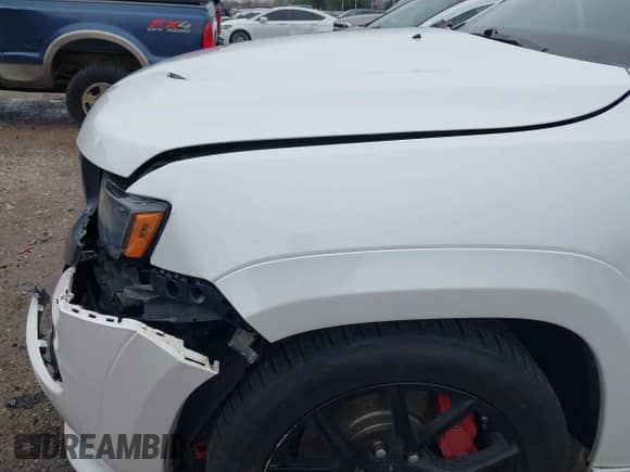 2016 Jeep Grand Cherokee SRT with VIN 1C4RJFDJ0GC456325, listed as a IAAI auction lot 41425211 with 159,746 mi miles and . Bid and sale history available at DreamBid. Image 17.