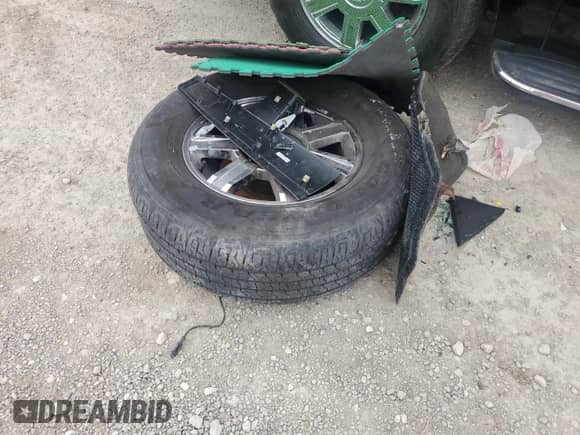 2009 Cadillac Escalade with VIN 1GYFC56219R110937, listed as a Copart auction lot 47145855 with 160,408 mi miles and Salvage title. Bid and sale history available at DreamBid. Image 15.