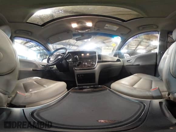 2016 Toyota Sienna XLE with VIN 5TDYK3DCXGS743128, listed as a IAAI auction lot 42448300 with 148,197 mi miles and . Bid and sale history available at DreamBid. Image 19.