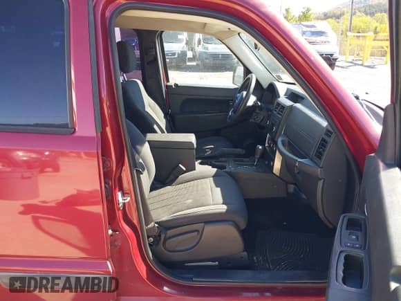 2011 Jeep Liberty Sport with VIN 1J4PN2GK4BW521011, listed as a IAAI auction lot 43456055 with 105,560 mi miles and . Bid and sale history available at DreamBid. Image 5.
