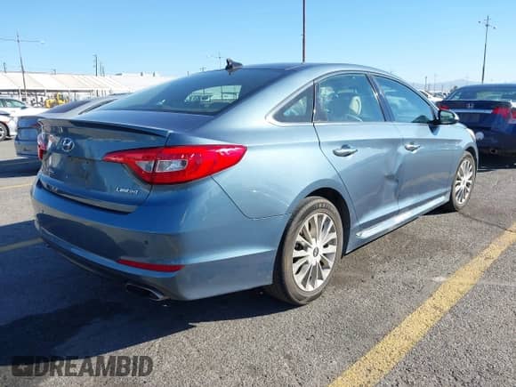 2015 Hyundai Sonata Sport с VIN 5NPE34AF1FH255243, выставлен на аукционе IAAI как лот 43577995 с пробегом 298 582 миль миль и . История ставок и продаж доступна на DreamBid. Изображение 4.
