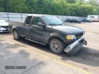 2003 Ford F-150 XL with VIN 1FTRX17W63NA39296, listed as a IAAI auction lot 42465133 with 172,592 mi miles and . Bid and sale history available at DreamBid. Image 1.