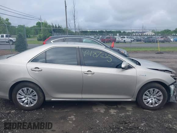 2013 Toyota Camry LE z VIN 4T1BD1FK2DU090421, wystawiony jako IAAI lot #42187235 z przebiegiem 145 899 mil mil oraz . Historia ofert i sprzedaży dostępna na DreamBid. Obrazek 13.