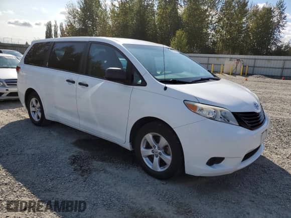 2011 Toyota Sienna с VIN 5TDKA3DC9BS001692, выставлен на аукционе Copart как лот 80827425 с пробегом 188 280 миль миль и Списание • Salvage title. История ставок и продаж доступна на DreamBid. Изображение 4.