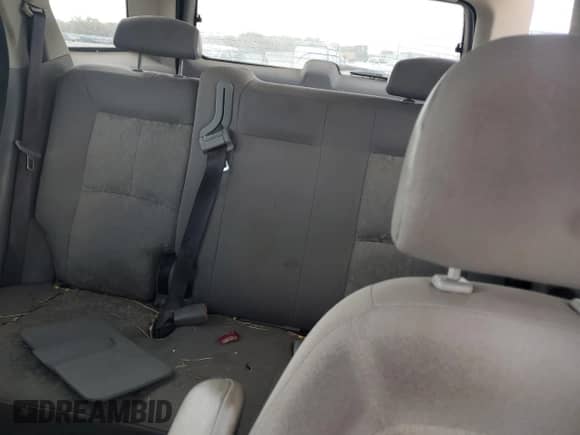 2004 Saturn VUE z VIN 5GZCZ23DX4S848540, wystawiony jako Copart lot #85578264 z przebiegiem Nie podano mil oraz Nie do naprawy • Non repairable. Historia ofert i sprzedaży dostępna na DreamBid. Obrazek 10.