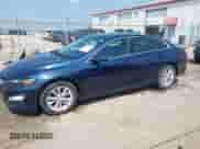 2019 Chevrolet Malibu LT z VIN 1G1ZD5ST6KF173403, wystawiony jako IAAI lot #42905658 z przebiegiem 74 564 mil mil oraz . Historia ofert i sprzedaży dostępna na DreamBid. Obrazek 14.