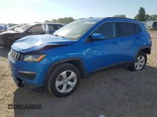 2019 Jeep Compass Latitude с VIN 3C4NJDBB2KT801138, выставлен на аукционе Copart как лот 65320085 с пробегом 48 339 миль миль и Списание • Salvage title. История ставок и продаж доступна на DreamBid. Изображение 1.