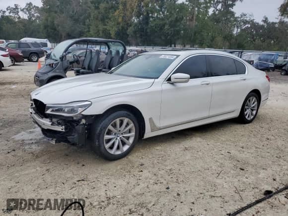 2019 BMW 7 Series 750i xDrive with VIN WBA7F2C57KB240683, listed as a Copart auction lot 78021004 with Not provided miles and Salvage title. Bid and sale history available at DreamBid. Image 1.