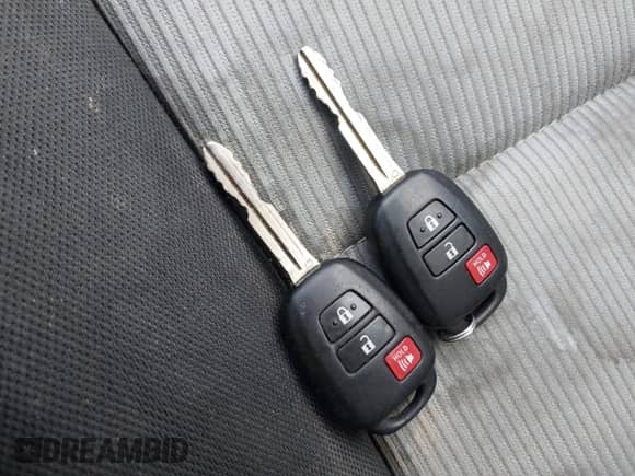 2012 Toyota Prius Two with VIN JTDKDTB36C1502998, listed as a IAAI auction lot 43549279 with 161,653 mi miles and . Bid and sale history available at DreamBid. Image 11.