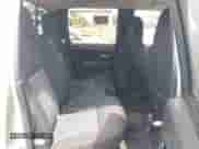 2008 Chevrolet Colorado 1LT z VIN 1GCDT13EX88118429, wystawiony jako IAAI lot #42763126 z przebiegiem 233 865 mil mil oraz . Historia ofert i sprzedaży dostępna na DreamBid. Obrazek 8.