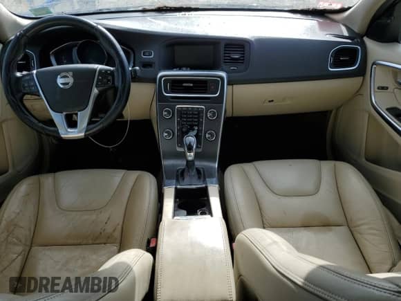 2014 Volvo S60 T5 с VIN YV1612FS9E1288916, выставлен на аукционе Copart как лот 86238445 с пробегом 137 929 миль миль и Чистый • Clean title. История ставок и продаж доступна на DreamBid. Изображение 8.