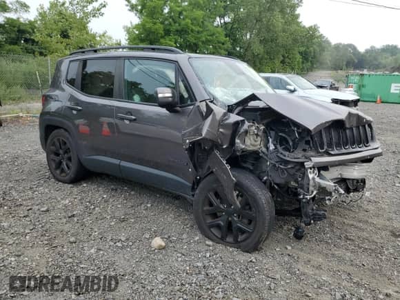 2017 Jeep Renegade Altitude with VIN ZACCJBBH4HPF49229, listed as a Copart auction lot 67680535 with 73,556 mi miles and Salvage title. Bid and sale history available at DreamBid. Image 4.