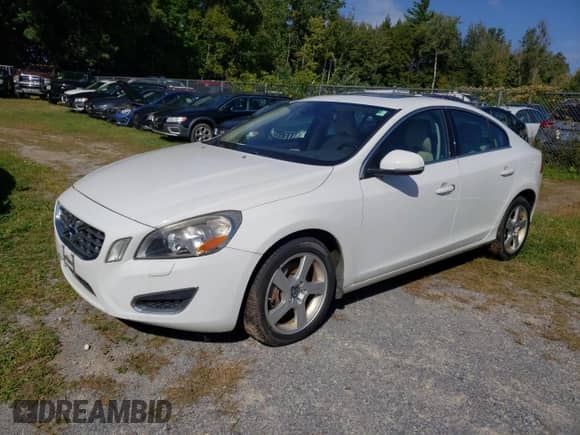 2013 Volvo S60 T5 с VIN YV1612FH3D2218647, выставлен на аукционе Copart как лот 80945055 с пробегом 67 839 миль миль и Чистый • Clean title. История ставок и продаж доступна на DreamBid. Изображение 2.