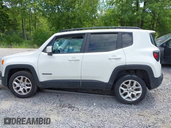 2017 Jeep Renegade Latitude с VIN ZACCJBBB1HPG56606, выставлен на аукционе IAAI как лот 42590556 с пробегом 81 138 миль миль и . История ставок и продаж доступна на DreamBid. Изображение 13.