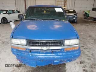 2003 Chevrolet S-10 LS с VIN 1GCCS19H138169858, выставлен на аукционе IAAI как лот 43478650 с пробегом 253 852 миль миль и . История ставок и продаж доступна на DreamBid. Изображение 6.