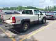 1999 Chevrolet Silverado 2500 LT z VIN 1GCGK29U0XE189563, wystawiony jako IAAI lot #42628626 z przebiegiem 204 749 mil mil oraz . Historia ofert i sprzedaży dostępna na DreamBid. Obrazek 4.