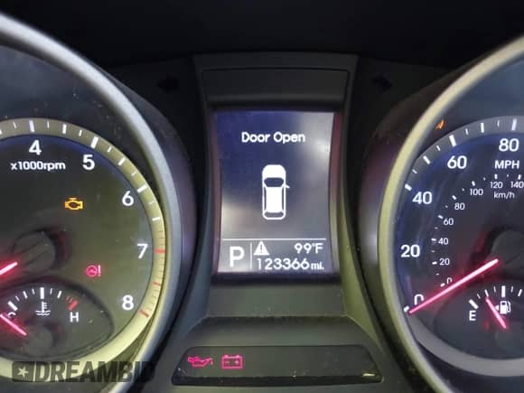 2014 Hyundai Santa Fe с VIN 5XYZT3LB2EG203258, выставлен на аукционе IAAI как лот 43120944 с пробегом 123 366 миль миль и . История ставок и продаж доступна на DreamBid. Изображение 7.