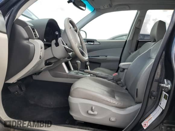 2012 Subaru Forester X Limited z VIN JF2SHAEC1CH469454, wystawiony jako Copart lot #84273595 z przebiegiem 155 862 mil mil oraz Szkoda całkowita • Salvage title. Historia ofert i sprzedaży dostępna na DreamBid. Obrazek 7.