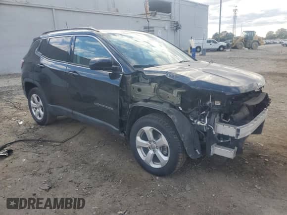 2018 Jeep Compass Latitude с VIN 3C4NJDBB0JT177774, выставлен на аукционе Copart как лот 90045105 с пробегом 106 961 миль миль и Списание • Salvage title. История ставок и продаж доступна на DreamBid. Изображение 4.