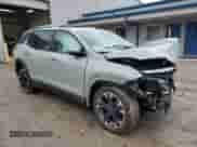2025 Chevrolet Equinox AWD LT z VIN 3GNAXPEG1SL114827, wystawiony jako Copart lot #86046254 z przebiegiem Nie podano mil oraz Szkoda całkowita • Salvage title. Historia ofert i sprzedaży dostępna na DreamBid. Obrazek 4.