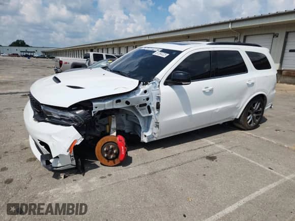 2023 Dodge Durango R/T Plus z VIN 1C4SDJCT7PC627585, wystawiony jako Copart lot #61384325 z przebiegiem 44 160 mil mil oraz Szkoda całkowita • Salvage title. Historia ofert i sprzedaży dostępna na DreamBid. Obrazek 1.