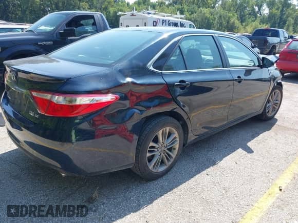 2017 Toyota Camry Hybrid LE z VIN 4T1BD1FK9HU223584, wystawiony jako IAAI lot #43192739 z przebiegiem 188 332 mil mil oraz . Historia ofert i sprzedaży dostępna na DreamBid. Obrazek 4.