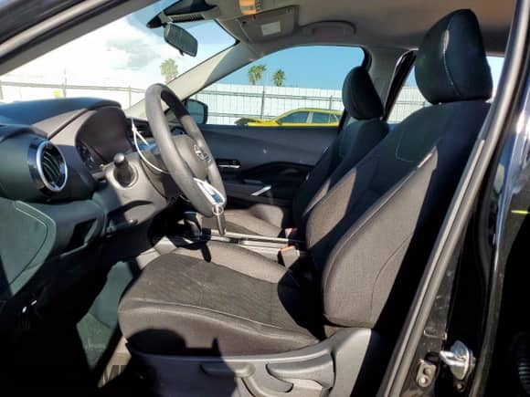 2024 Nissan Kicks SV with VIN 3N1CP5CV9RL557781, listed as a Copart auction lot 81870375 with 10,367 mi miles and Salvage title. Bid and sale history available at DreamBid. Image 7.