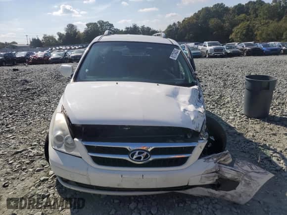 2007 Hyundai Entourage GLS с VIN KNDMC233876033037, выставлен на аукционе Copart как лот 84786415 с пробегом 296 766 миль миль и Списание • Salvage title. История ставок и продаж доступна на DreamBid. Изображение 5.