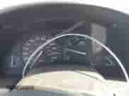 2003 Saturn VUE z VIN 5GZCZ33D63S916384, wystawiony jako IAAI lot #42815211 z przebiegiem 135 635 mil mil oraz . Historia ofert i sprzedaży dostępna na DreamBid. Obrazek 7.