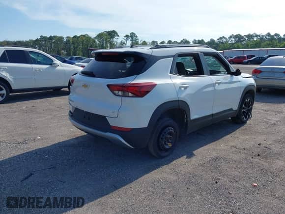 2021 Chevrolet TrailBlazer LT с VIN KL79MPS22MB152338, выставлен на аукционе IAAI как лот 42481081 с пробегом 86 954 миль миль и . История ставок и продаж доступна на DreamBid. Изображение 4.