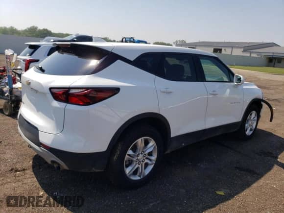 2020 Chevrolet Blazer LT z VIN 3GNKBCR42LS712590, wystawiony jako Copart lot #60539095 z przebiegiem 43 309 mil mil oraz Szkoda całkowita • Salvage title. Historia ofert i sprzedaży dostępna na DreamBid. Obrazek 3.