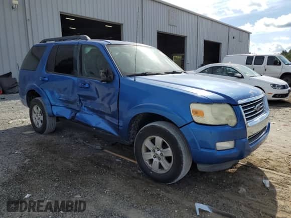 2010 Ford Explorer XLT с VIN 1FMEU6DE7AUA64531, выставлен на аукционе Copart как лот 80582635 с пробегом 189 323 миль миль и Списание • Salvage title. История ставок и продаж доступна на DreamBid. Изображение 4.