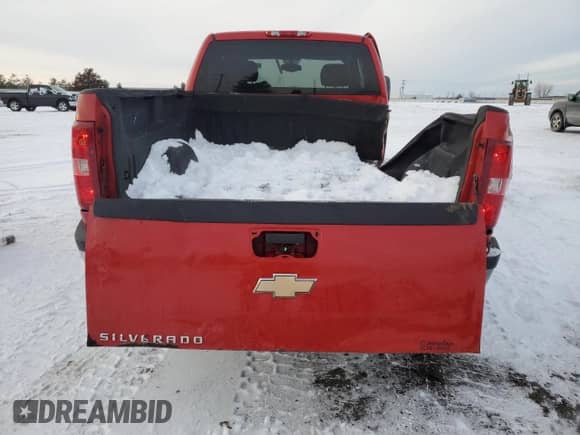 2009 Chevrolet Silverado 2500HD Work Truck z VIN 1GCHK49K99E109436, wystawiony jako Copart lot #85975334 z przebiegiem 247 341 mil mil oraz Szkoda całkowita • Salvage title. Historia ofert i sprzedaży dostępna na DreamBid. Obrazek 6.