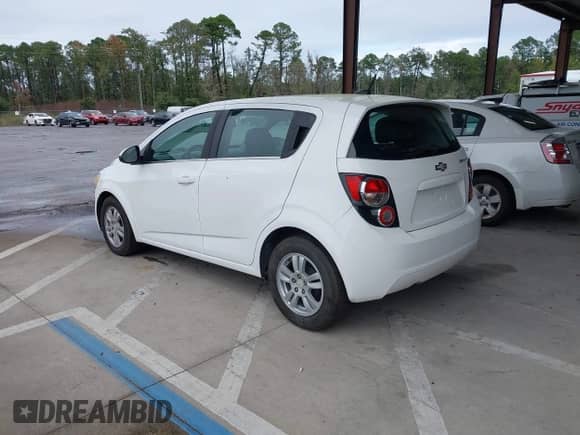 2012 Chevrolet Sonic LT с VIN 1G1JC6SH7C4143583, выставлен на аукционе IAAI как лот 43404204 с пробегом Не указан миль и . История ставок и продаж доступна на DreamBid. Изображение 3.