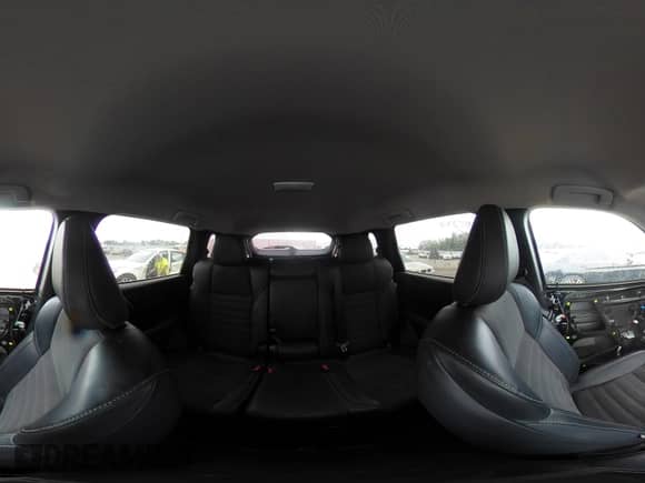 2024 Mitsubishi Outlander SE with VIN JA4T5VA90RZ023368, listed as a IAAI auction lot 43324466 with 27,783 mi miles and . Bid and sale history available at DreamBid. Image 18.