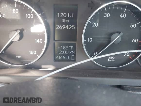 2005 Mercedes-Benz C 320 z VIN WDBRF64J85F666828, wystawiony jako IAAI lot #41214432 z przebiegiem 269 425 mil mil oraz . Historia ofert i sprzedaży dostępna na DreamBid. Obrazek 7.